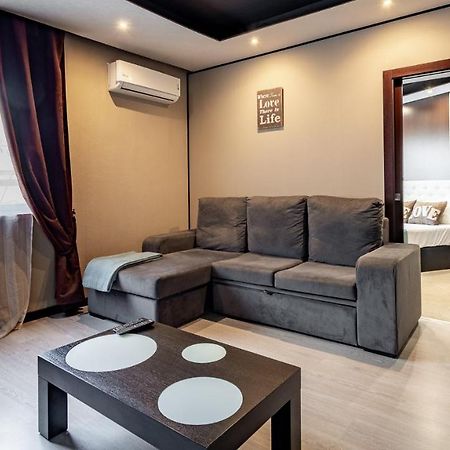 Charming 1 Bedroom Apartment In Portimao By Lovelystay Exterior foto