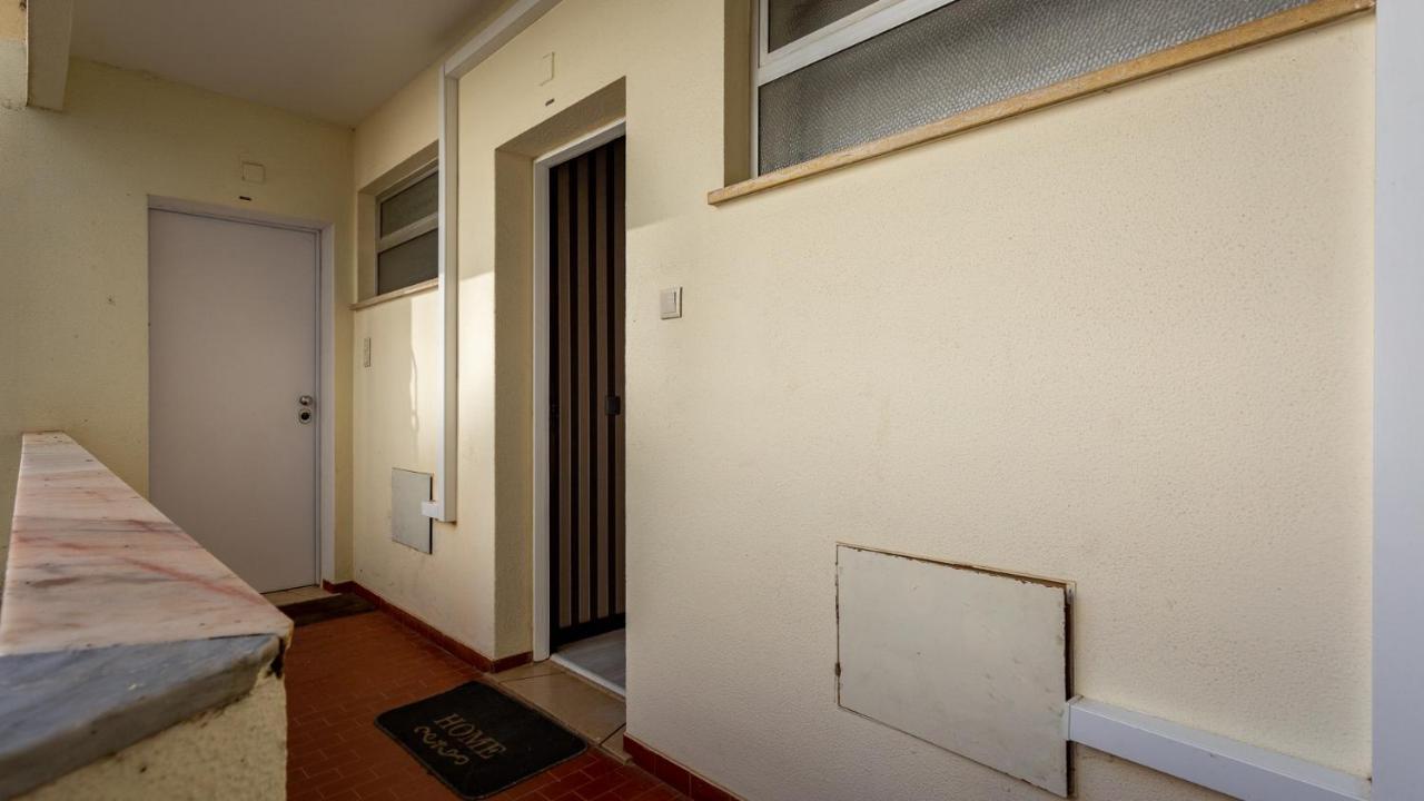 Charming 1 Bedroom Apartment In Portimao By Lovelystay Exterior foto